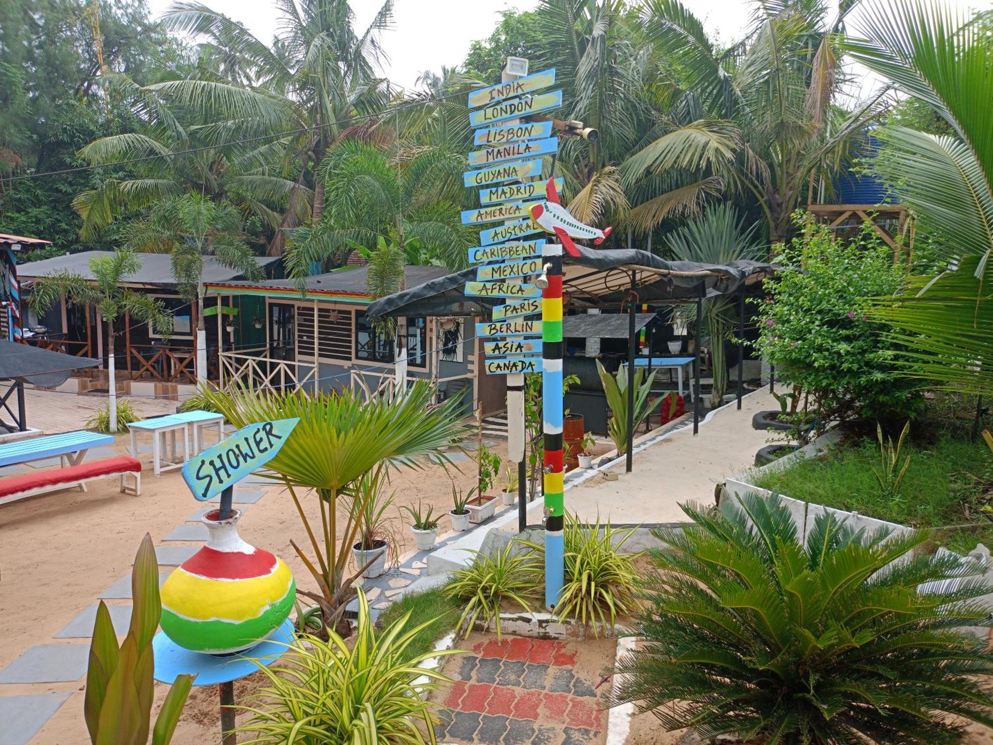 Boaty'S Beach Cottages Calangute Buitenkant foto