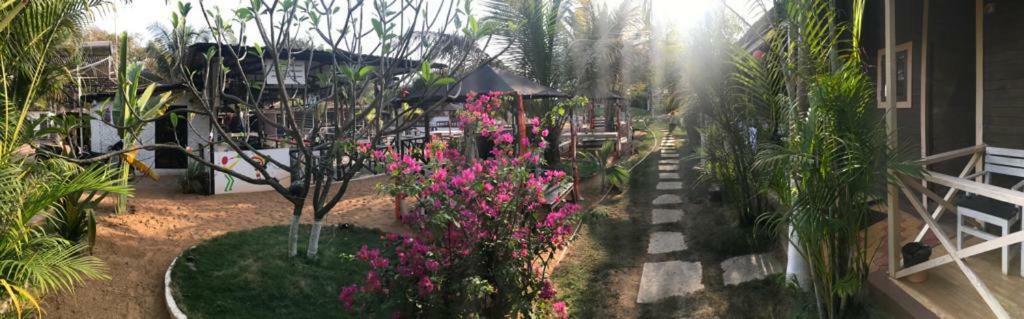 Boaty'S Beach Cottages Calangute Buitenkant foto