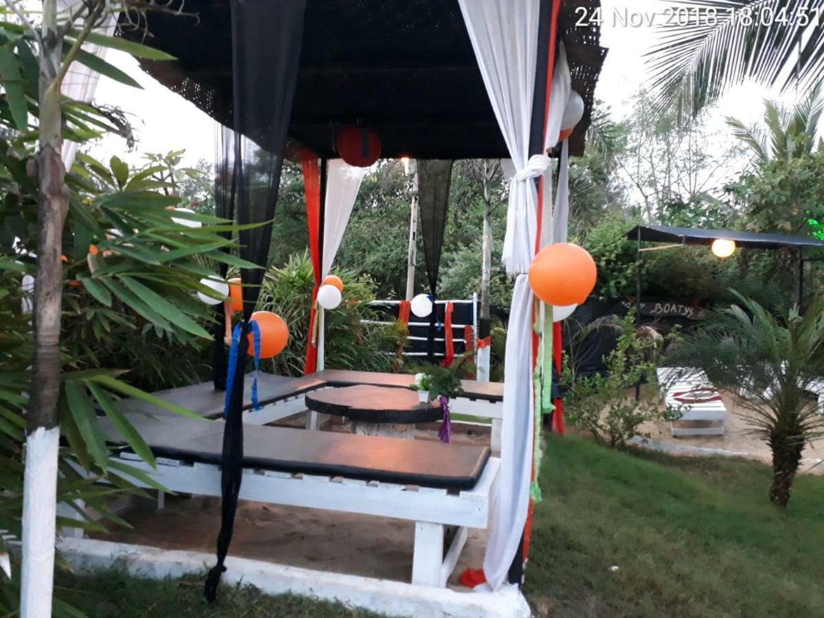 Boaty'S Beach Cottages Calangute Buitenkant foto